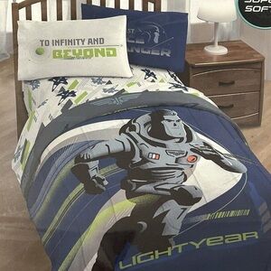 Lightyear Bedding Set